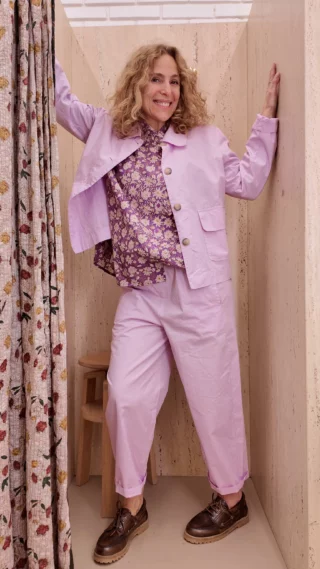 LUNDI GENTIL 🥳😂
#chemise 75€
#veste 70€
#pantalon 55€
#chaussure 150€
Vivez l’expérience unique en vous abonnant à cet Instagram.
Découvrez la nouvelle collection en restant chez vous 🏠🛍️💕

Parcourez nos posts pour découvrir vos articles préférés et contacte-nous via la messagerie Instagram ou par téléphone au 01 45 48 89 18. Nous nous ferons un plaisir de répondre à toutes vos questions.
(Paiement sécurisé et livraison dans le monde entier 🌎)