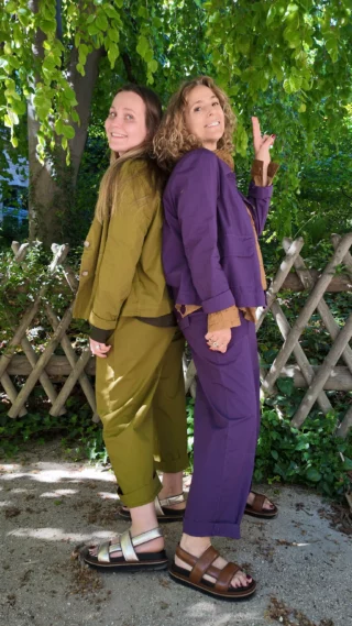 A VOS AGENDAS 🥳
LIVE LUNDI 19h30 😍
#veste 70€
#pantalon 65€
#chemise 190€
#sandale 180€
Vivez l’expérience unique en vous abonnant à cet Instagram.
Découvrez la nouvelle collection en restant chez vous 🏠🛍️💕

Parcourez nos posts pour découvrir vos articles préférés et contacte-nous via la messagerie Instagram ou par téléphone au 01 45 48 89 18. Nous nous ferons un plaisir de répondre à toutes vos questions.
(Paiement sécurisé et livraison dans le monde entier 🌎)