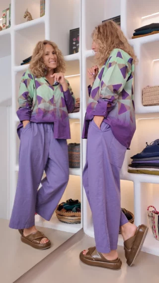 TOKYO MOOD 🇯🇵
#pantalon 70€
#chemise 190€
#sandale 150€
#veste 315€
 Vivez l’expérience unique en vous abonnant à cet Instagram.
Découvrez la nouvelle collection en restant chez vous 🏠🛍️💕

Parcourez nos posts pour découvrir vos articles préférés et contacte-nous via la messagerie Instagram ou par téléphone au 01 45 48 89 18. Nous nous ferons un plaisir de répondre à toutes vos questions.
(Paiement sécurisé et livraison dans le monde entier 🌎)

BIBA
18 rue de Sèvres 75007 Paris
Métro Sèvres-Babylone
Du lundi au samedi
de 10H30 à 19H

À très vite,
Toute l’équipe Biba