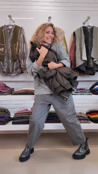 IN LOVE ❤️
#sweat 130€
#pantalon 60€
#bombers 495€
#foulard 80€
 Vivez l’expérience unique en vous abonnant à cet Instagram.
Découvrez la nouvelle collection en restant chez vous 🏠🛍️💕

Parcourez nos posts pour découvrir vos articles préférés et contacte-nous via la messagerie Instagram ou par téléphone au 01 45 48 89 18. Nous nous ferons un plaisir de répondre à toutes vos questions.
(Paiement sécurisé et livraison dans le monde entier 🌎)

BIBA
18 rue de Sèvres 75007 Paris
Métro Sèvres-Babylone
Du lundi au samedi
de 10H30 à 19H

À très vite,
Toute l’équipe Biba
