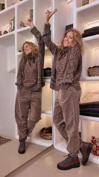 JE PARLE TRÈS VITE 🤣
J’avais trop de choses à vous montrer 🥳
#pull 345€
#pantalon 155€
#veste 295€
#chaussure 245€
 Vivez l’expérience unique en vous abonnant à cet Instagram.
Découvrez la nouvelle collection en restant chez vous 🏠🛍️💕

Parcourez nos posts pour découvrir vos articles préférés et contacte-nous via la messagerie Instagram ou par téléphone au 01 45 48 89 18. Nous nous ferons un plaisir de répondre à toutes vos questions.
(Paiement sécurisé et livraison dans le monde entier 🌎)

BIBA
18 rue de Sèvres 75007 Paris
Métro Sèvres-Babylone
Du lundi au samedi
de 10H30 à 19H

À très vite,
Toute l’équipe Biba